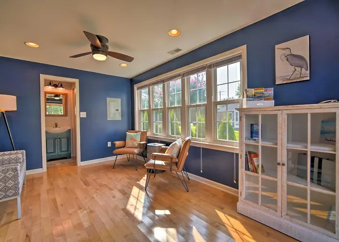 Cape May Quad With Grill - 7 Blocks To Beach!